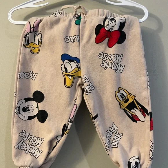 H&M Disney Matching Set - 6/9 M - Picture 3 of 5